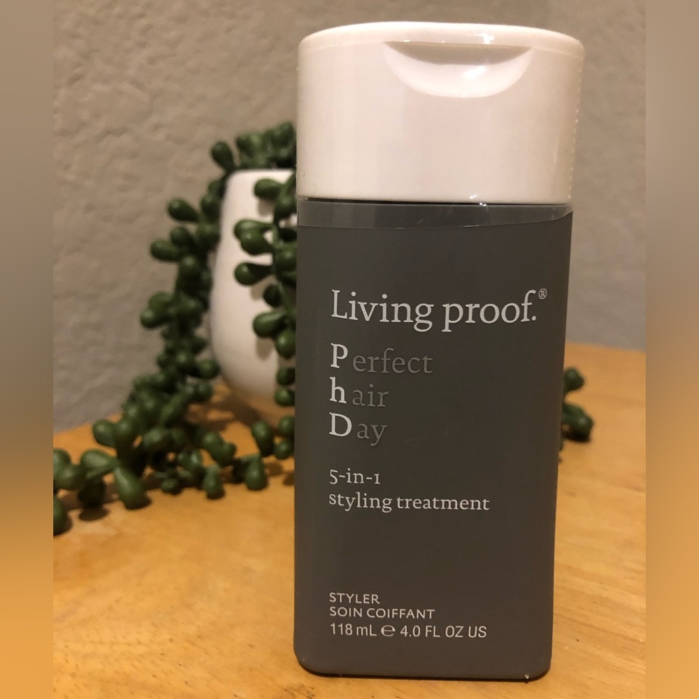 LIVING PROOF PHD 5 in 1 Styling treatment- never opened - 4oz